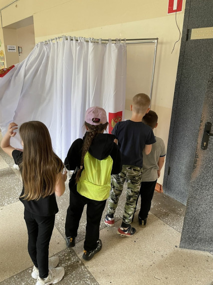 Выборы в самоуправление школьного лагеря «Дюймовочка».