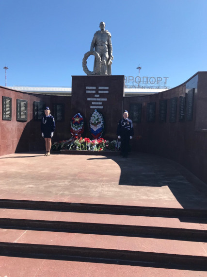 Накануне празднования 9 мая в школе прошли мероприятия, посвященные 77 годовщине со Дня Победы в Великой Отечественной войне..